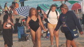 amateur Photo 2021 Beach Girls Pictures(492)