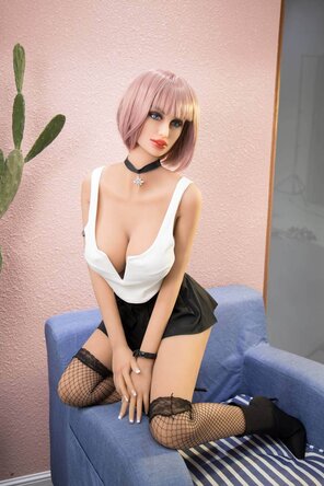amateur Photo Short-Hair-Sex-Doll_azm_85_9
