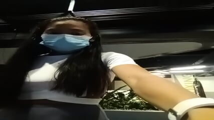 No Bra No Panties In Gym - EPORNER
