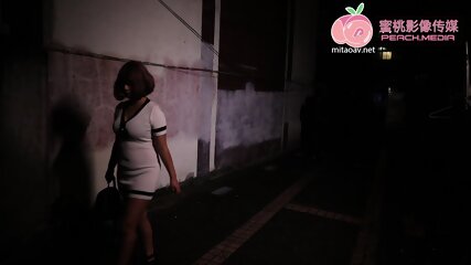 蜜桃影像传媒 PM003-变态跟踪狂-预告_720P - EPORNER