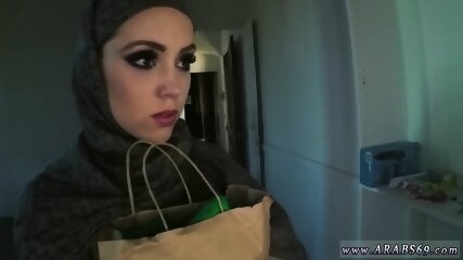Celebrity Blowjob Compilation Xxx She Has A Nice Bod But She Shy. - EPORNER