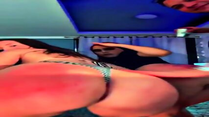 Raissa Yasz Safada Dançando Na Live Com As Amigas - EPORNER